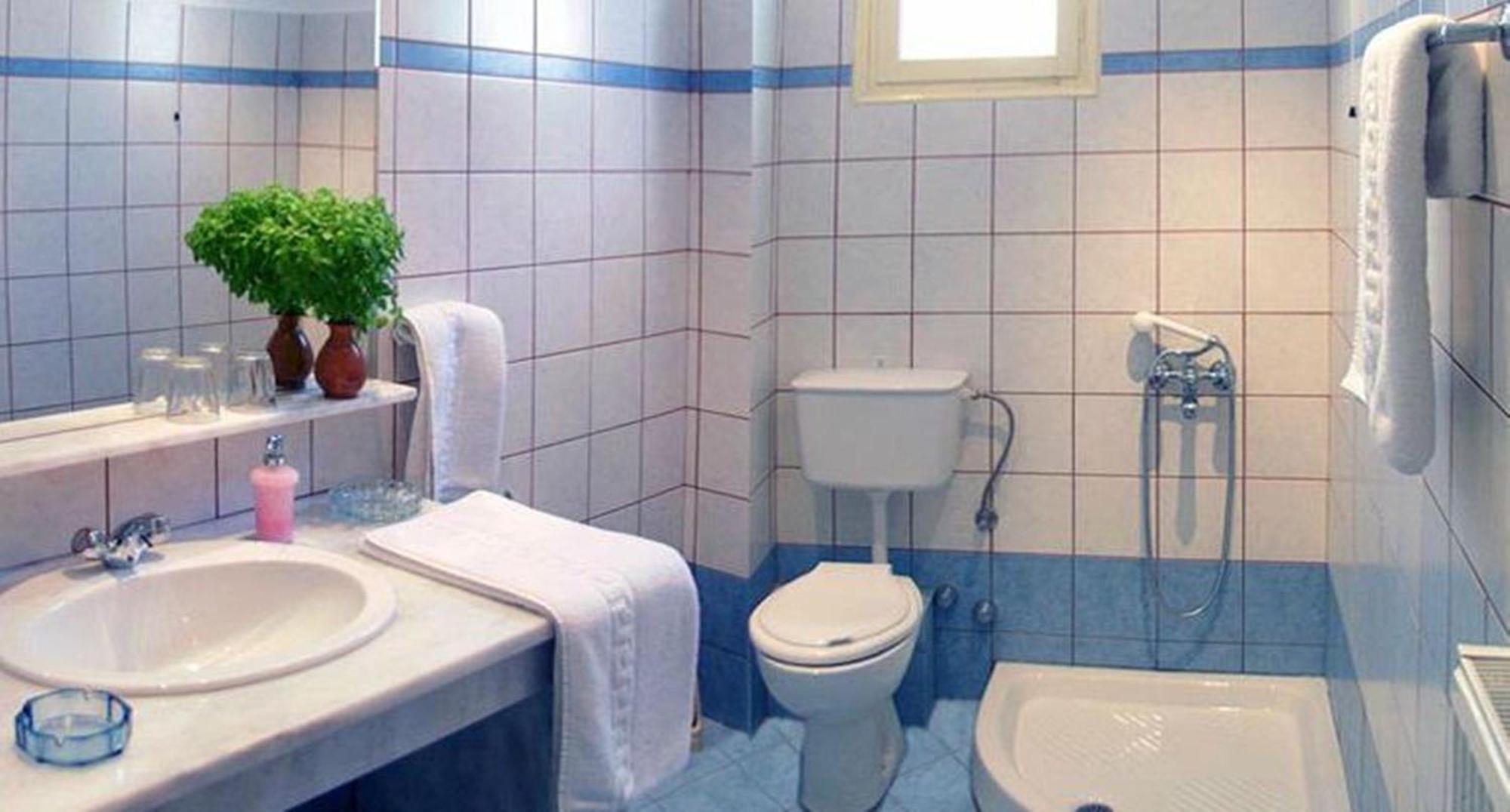 Chris Hotel Szkála Kültér fotó
